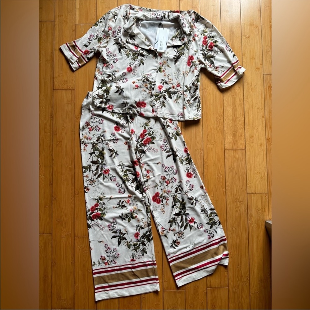 ZARA 2 PIECE FLORAL SET